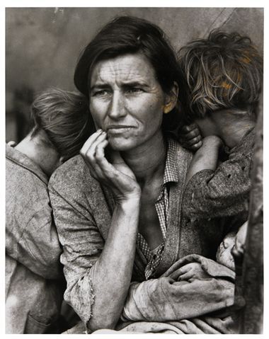 (c) Dorothea Lange, Migrant Mother 1936 - Association Fonds Giov-Anna Piras