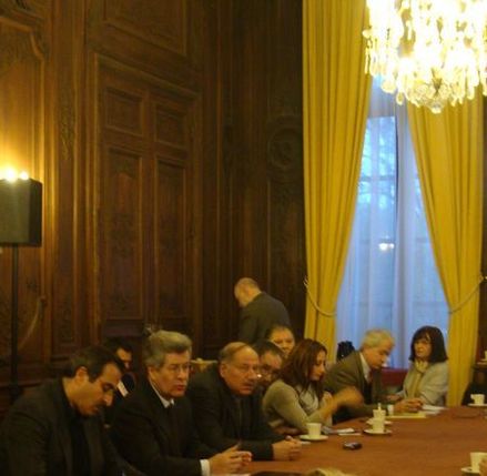 Jean-David Lévitte rencontre les journalistes de la Presse étrangère à Paris