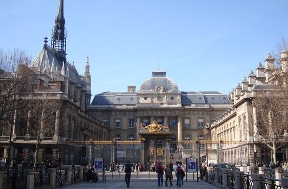 Le Palais de Justice de Paris.