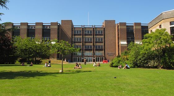 Le campus de la University of Kent, Canterbury, forte de 16.000 étudiants. Photo : Julie Hammett.