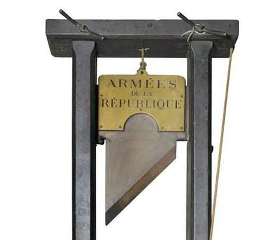 La guillotine - Crédits : Etude Delorme - Collin du Bocage.