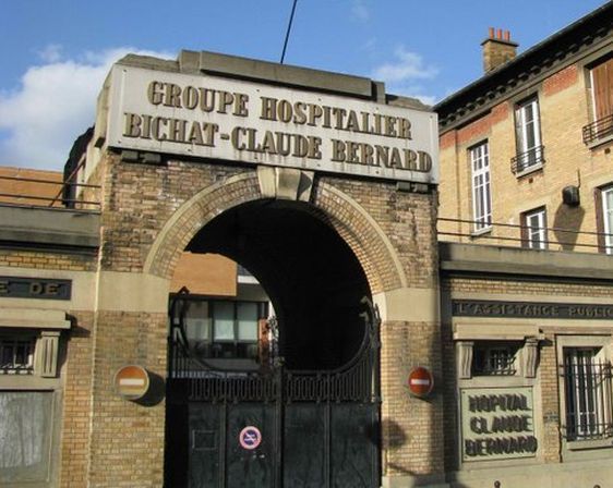 Ancienne entrée de l'Hôpital Bichat, Porte de Saint-Ouen dans le 18e arrondissement de Paris.