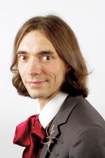 Cédric Villani © Pierre Maraval. Cédric Villani © Pierre Maraval.