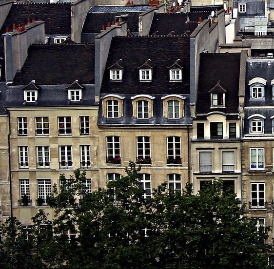 Logements dans le coeur de Paris © Jean-Paul Bounine - Fotolia.com