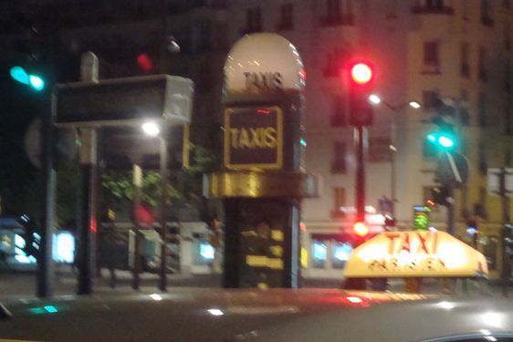 Vrais taxis parisiens - Photo : EC.