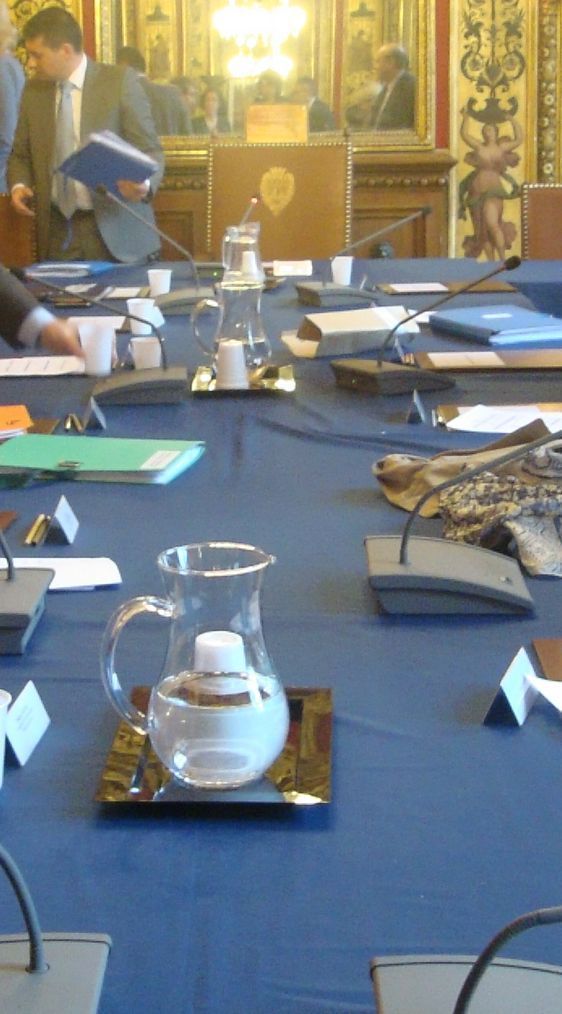 Table du conseil du 7e arrondissement.