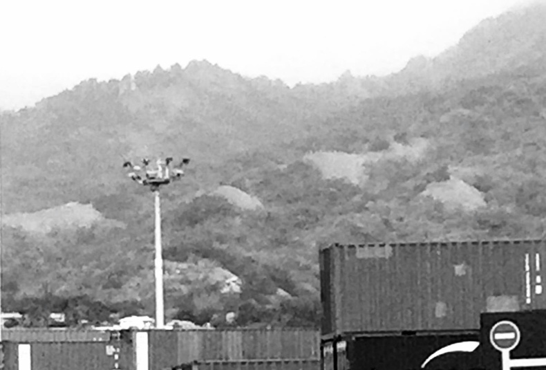 Des containers sous surveillance © VD/MT Des containers sous surveillance © VD/MT