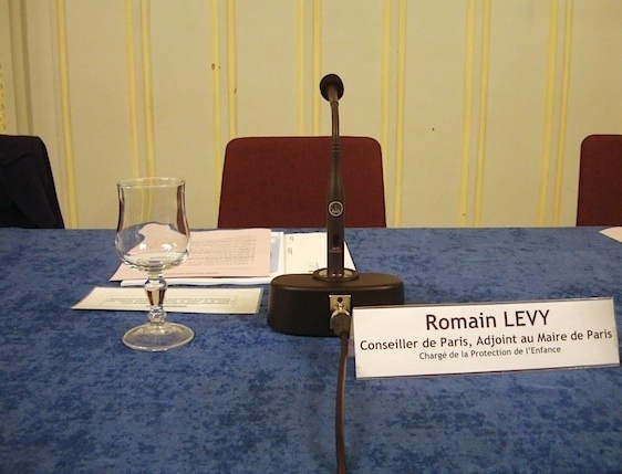 Romain Levy, un nouveau papa au conseil du 6e arrondissement. Romain Levy, un nouveau papa au conseil du 6e arrondissement.