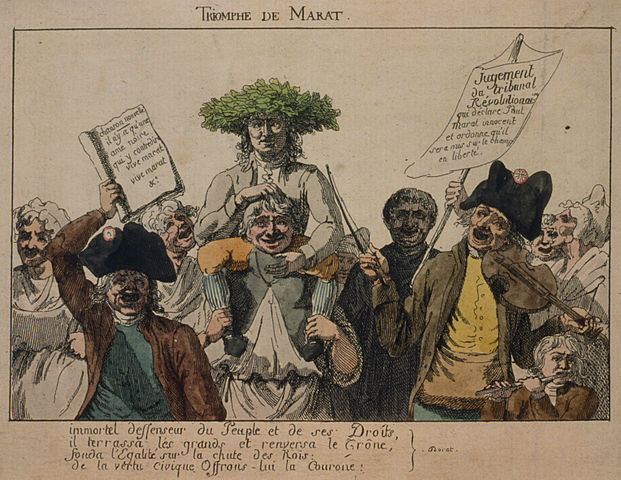 Le triomphe de Marat, acquitté par le tribunal révolutionnaire, porte une couronne de feuilles de chêne. Gravure sur aquarelle : à gauche sur la pancarte : "Chanson nouvelle Il n'y a qu'une âme noire qui y contredit Vive Marat Vive Marat" - A droite sur la pancarte : "Jugement du tribunal révolutionnaire qui déclare Paul Marat innocent et ordonne qu'il soit mis sur le champ en liberté" - En bas : "Immortel défenseur du Peuple et de ses droits, Il terrassa les Grands et renversa le Trône, Fonda l'Egalité sur la chute des Rois, De la Vertu Civique offrons-lui la Couronne". Auteur anonyme, 1793 - Source : Bibliothèque du Congrès des Etats-Unis d'Amérique, ID numérique n° cph.3g12943, sous licence creative commons.