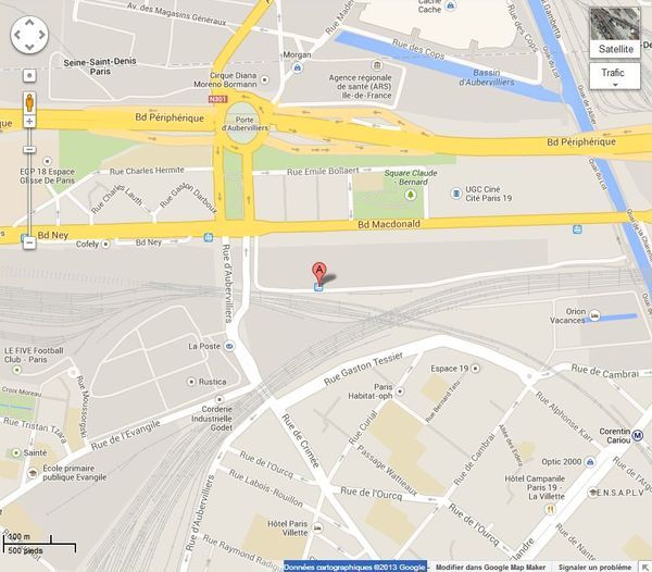 Station du T3b Rosa Parks - Données cartographiques ©2013 Google.