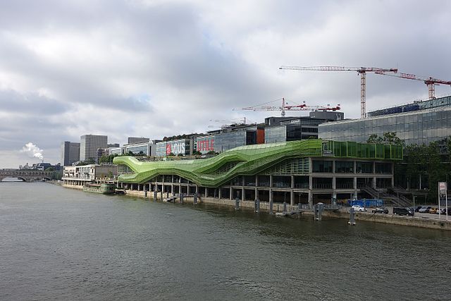 Guilhem Vellut - Les Docks - Cité de la Mode et du Design @ Seine @ Paris CC BY SA 2.0