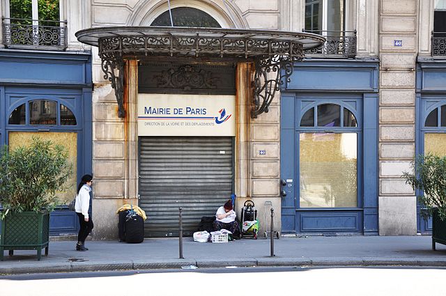 La Direction de la Voirie et des Déplacements (DVD) au 40 rue du Louvre 75001 Paris en 2015 © Philippe Alès CC BY-SA 4.0