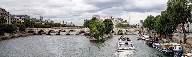 Le Pont-Neuf à Paris.