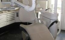 Le patient vole la caisse avant de se faire soigner