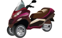 Véhicule en fuite après une collision avec un scooter à trois roues