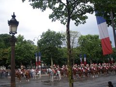 (c) TdP - Garde répubicaine au défilé du 14 juillet 2010