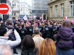 Rue de Presbourg bloquée avenue Kleber Manif pour tous 24 mars 2013 