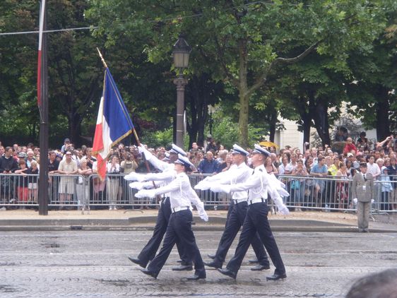(c) MdlM - Suite du défilé du 14 juillet 2010