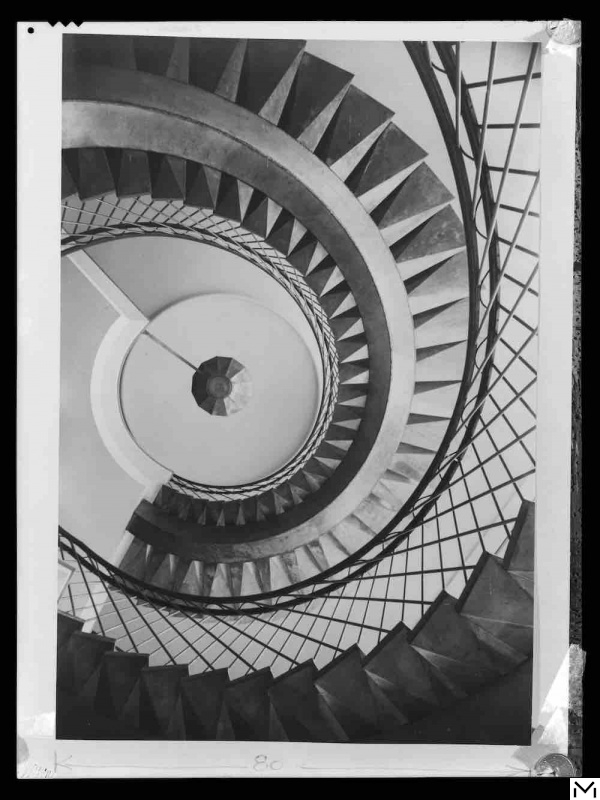 Paul Henrot, staircase IRSID, St. Germain-en-Laye, 1935, supple negative © MAD Christophe Delière