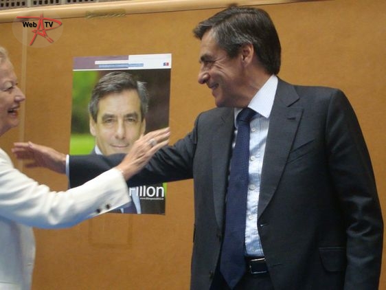 François Fillon en campagne dans la 2e circonscription de Paris pour les législatives 2012
