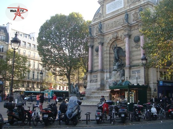 Une association s'oppose à l'installation d'un kiosque sur la Place Saint-Michel