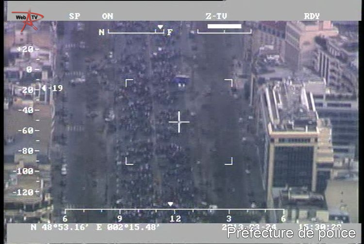 A 15h 30mn 20 sec (c) Préfecture de police de Paris le 24 mars 2013