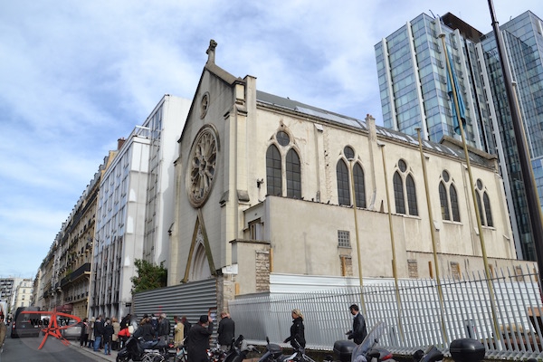 Les élus du 15e arrondissement se mobilisent contre la disparition d'une église dans le quartier 