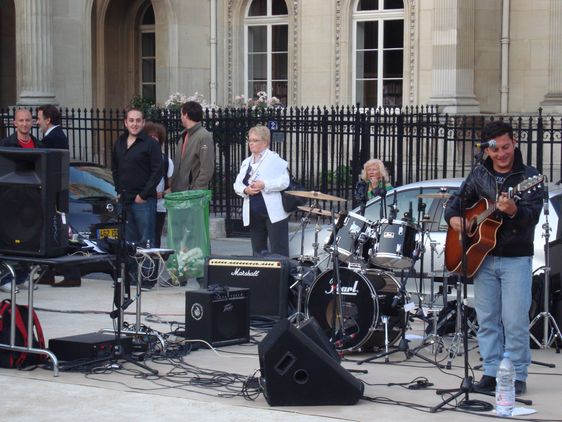 Fête de la Musique dans les rues de Paris